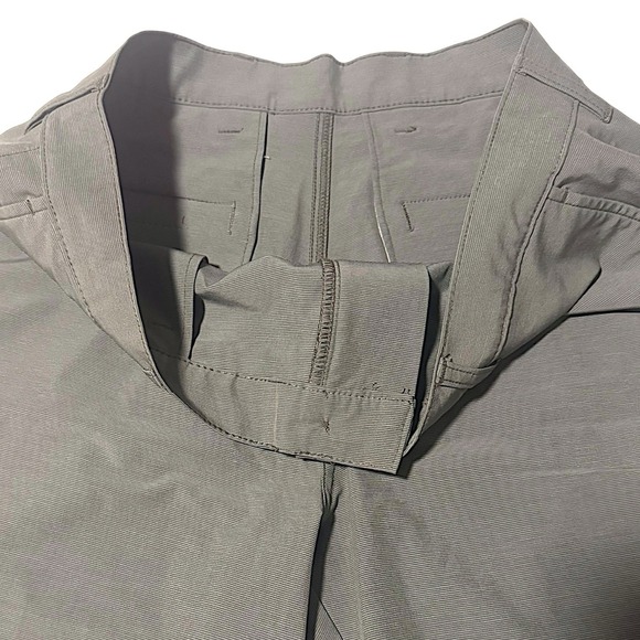 Callaway Stretch Active Waistband Golf Shorts Mens Size 36 Sage Green 9" Inseam‎ - Picture 2 of 9